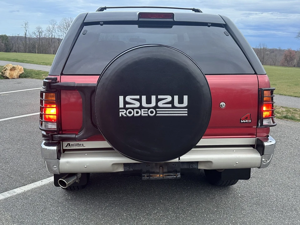 1996 Isuzu Rodeo - Image 19 of 31