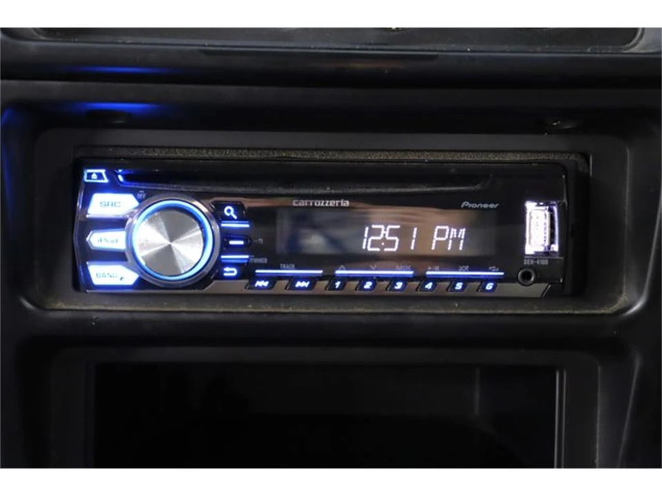 1996 Isuzu Trooper - Image 13 of 31