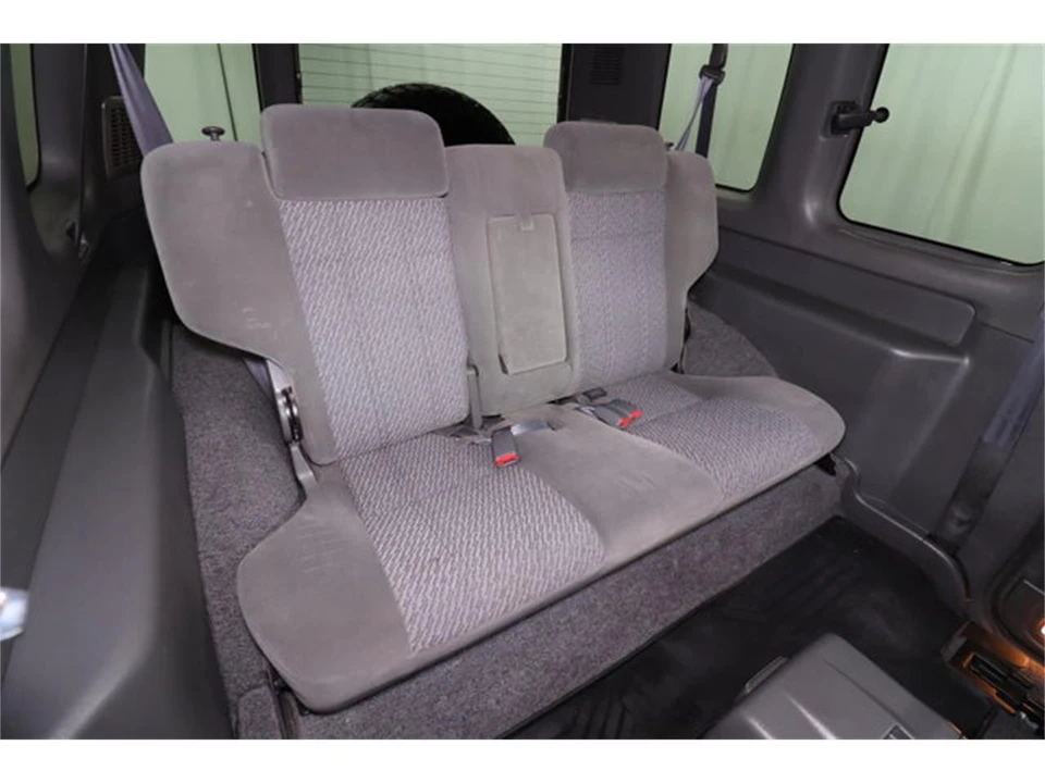 1996 Isuzu Trooper - Image 19 of 31