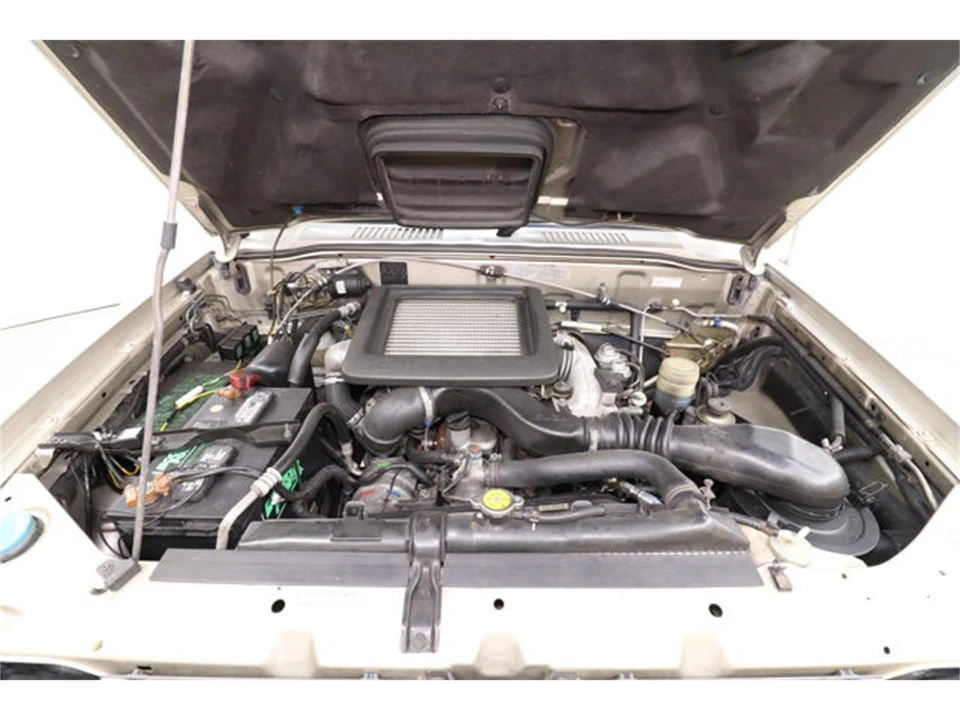 1996 Isuzu Trooper - Image 24 of 31
