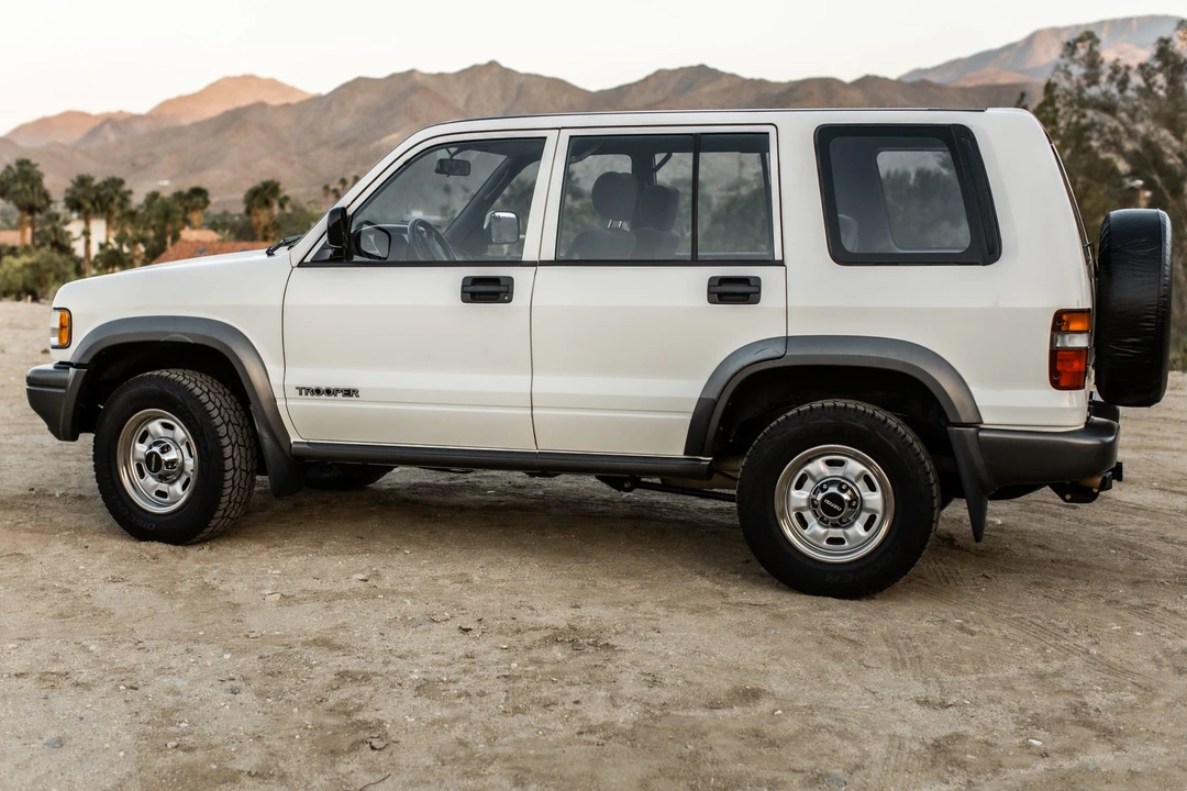 1996 Isuzu Trooper - Image 28 of 31