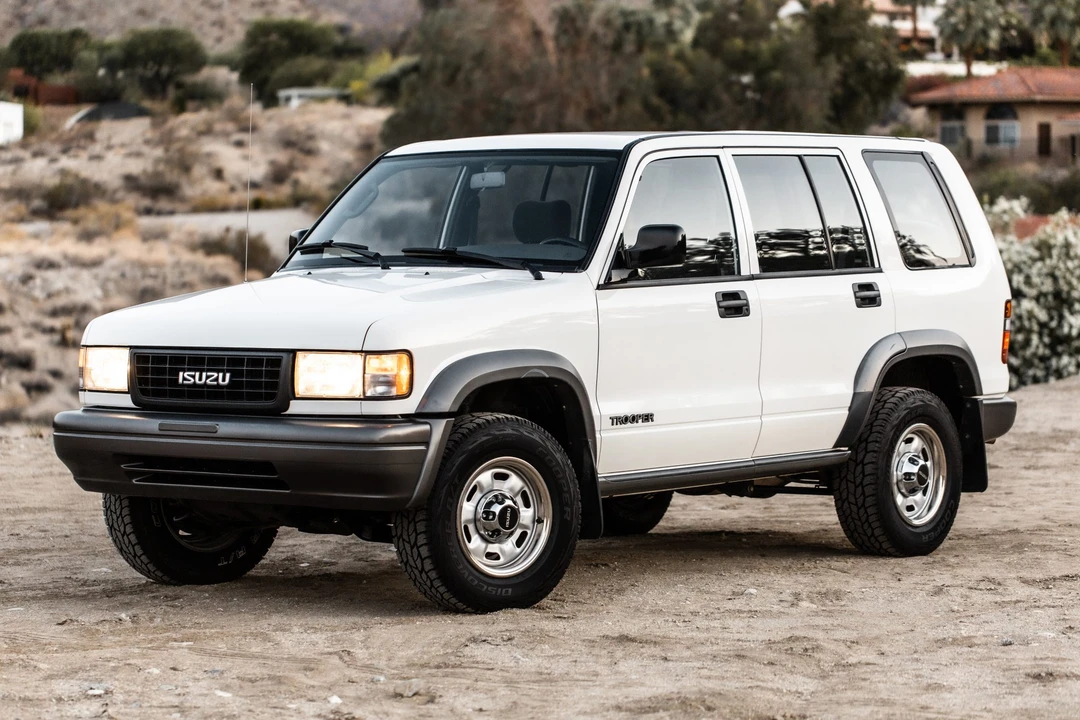 1996 Isuzu Trooper - Image 21 of 31