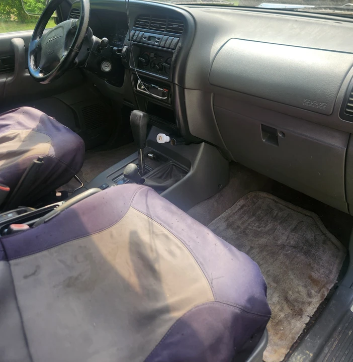 1996 Isuzu Trooper - Image 7 of 20