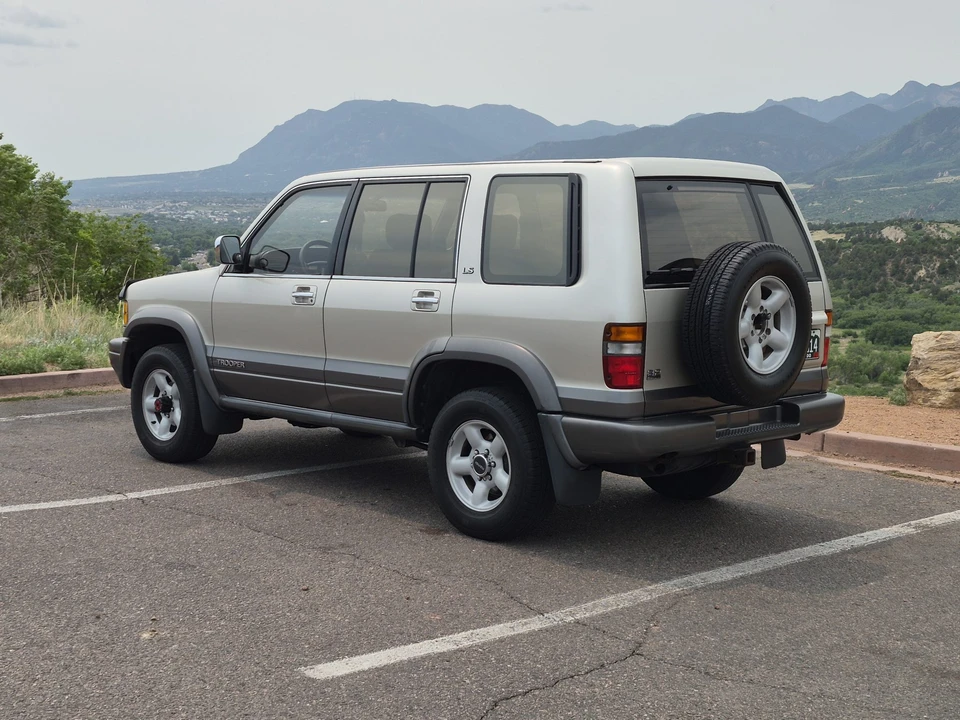 1996 Isuzu Trooper - Image 22 of 31