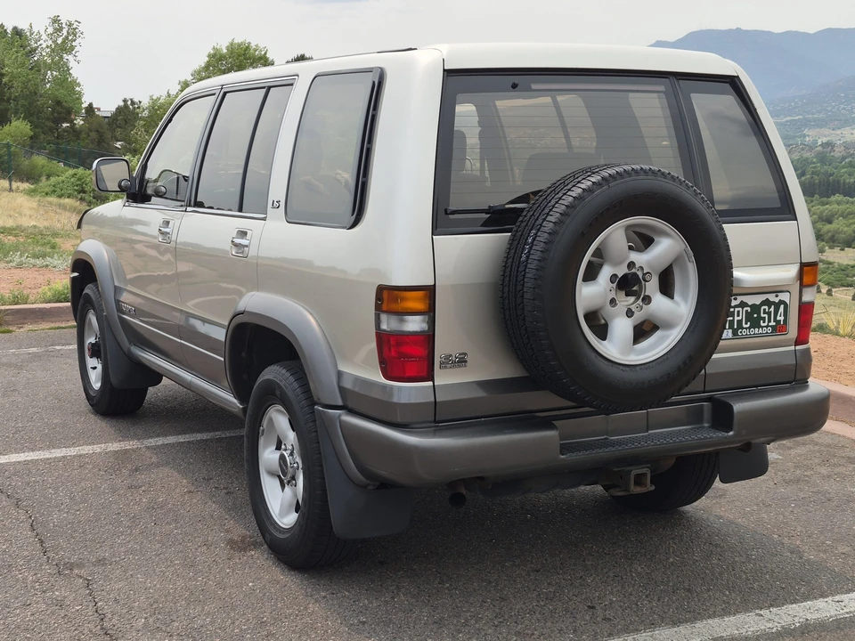 1996 Isuzu Trooper - Image 23 of 31