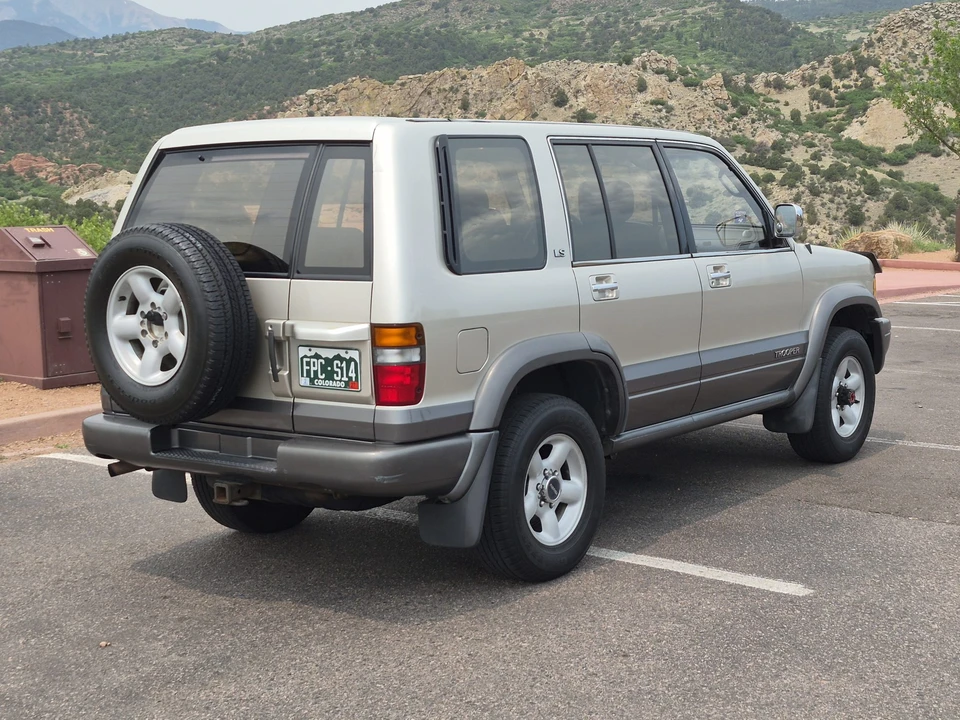 1996 Isuzu Trooper - Image 16 of 31