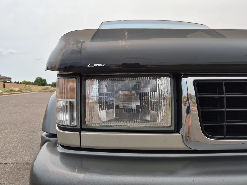 1996 Isuzu Trooper - Image 27 of 31