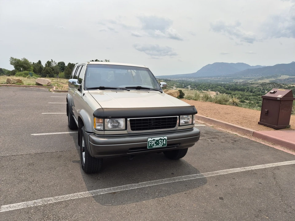 1996 Isuzu Trooper - Image 8 of 31