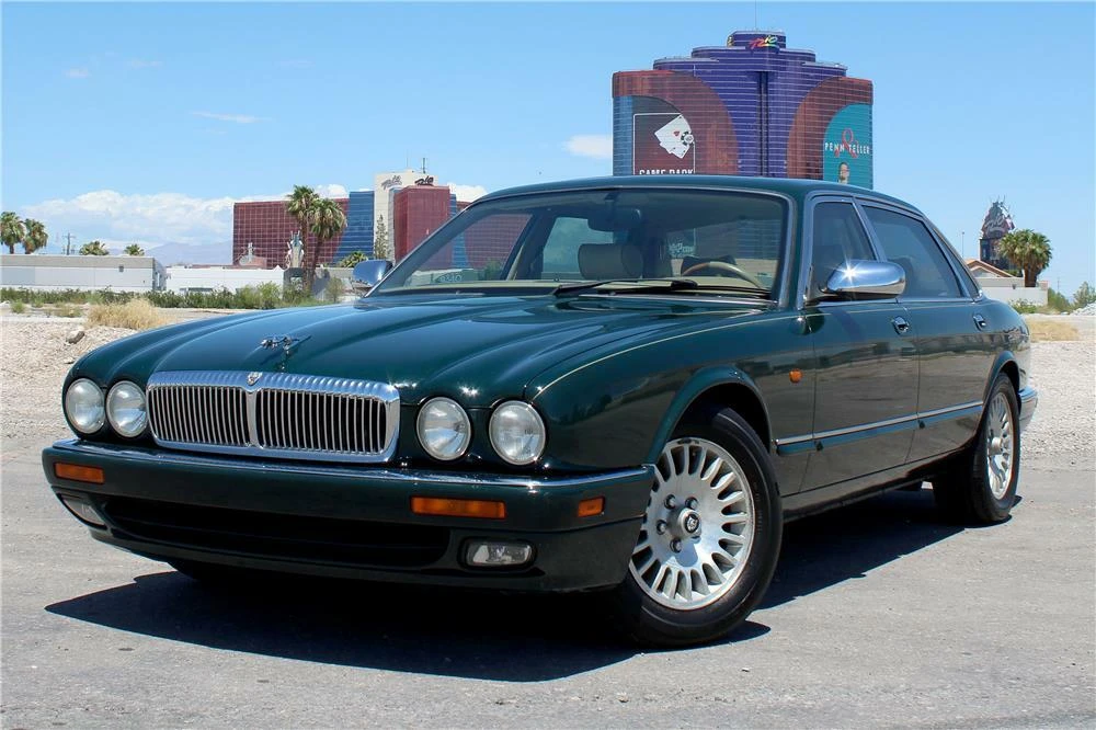 1996 Jaguar X300 XJ - Image 2 of 5