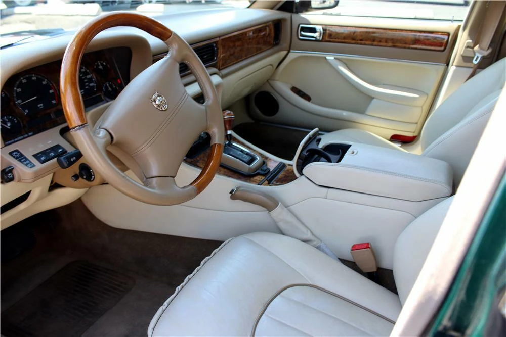 1996 Jaguar X300 XJ - Image 4 of 5