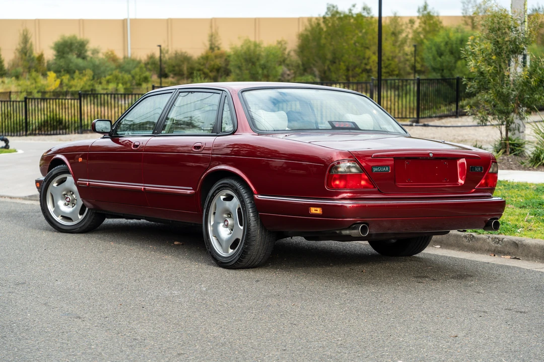 1996 Jaguar X306 XJR - Image 8 of 31