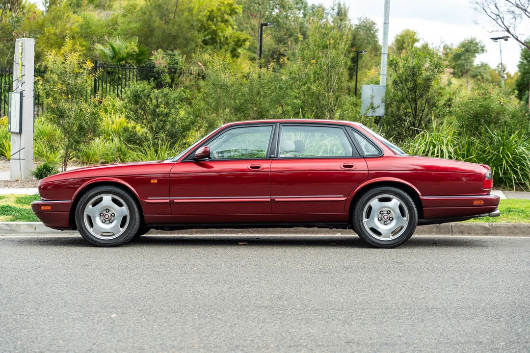 1996 Jaguar X306 XJR - Image 16 of 31