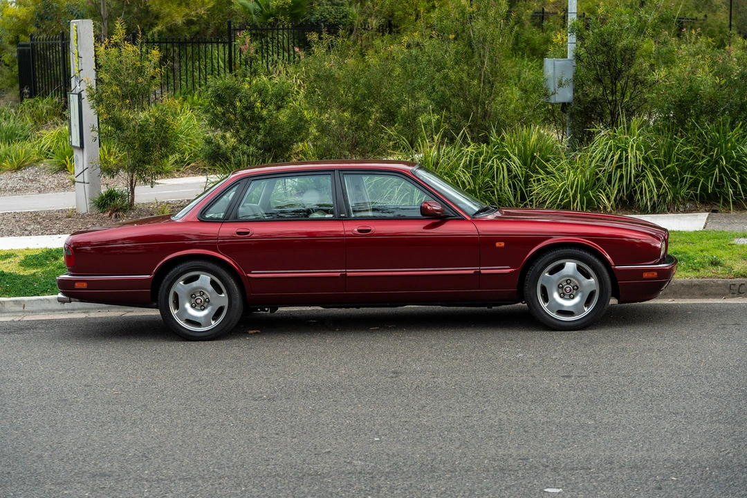 1996 Jaguar X306 XJR - Image 12 of 31