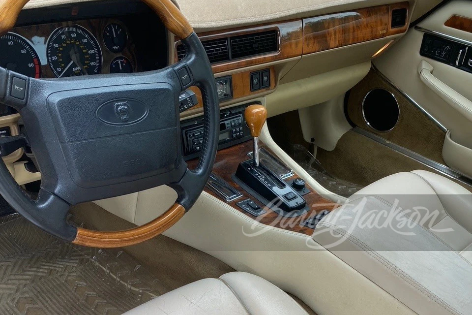 1996 Jaguar XJS Convertible - Image 7 of 13