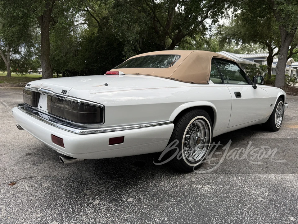 1996 Jaguar XJS Convertible - Image 18 of 23