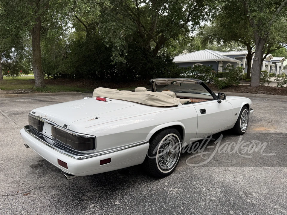 1996 Jaguar XJS Convertible - Image 16 of 23