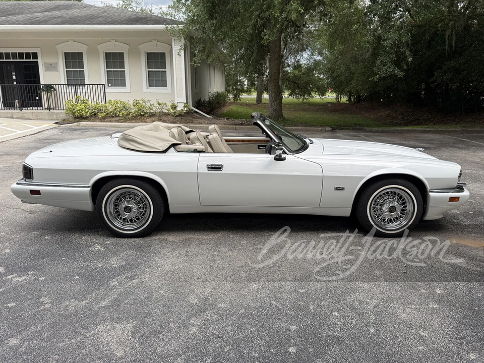1996 Jaguar XJS Convertible - Image 2 of 23