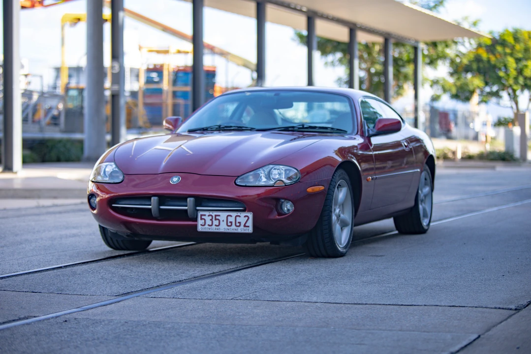 1996 Jaguar X100 XK8 - Image 11 of 31