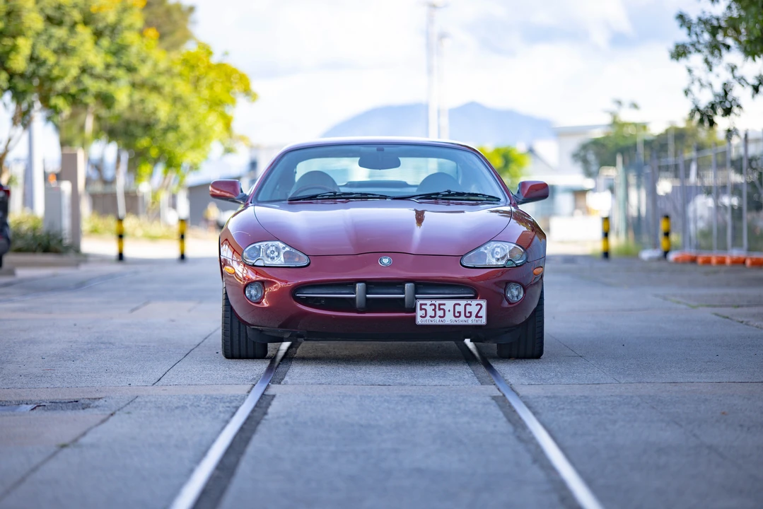 1996 Jaguar X100 XK8 - Image 10 of 31