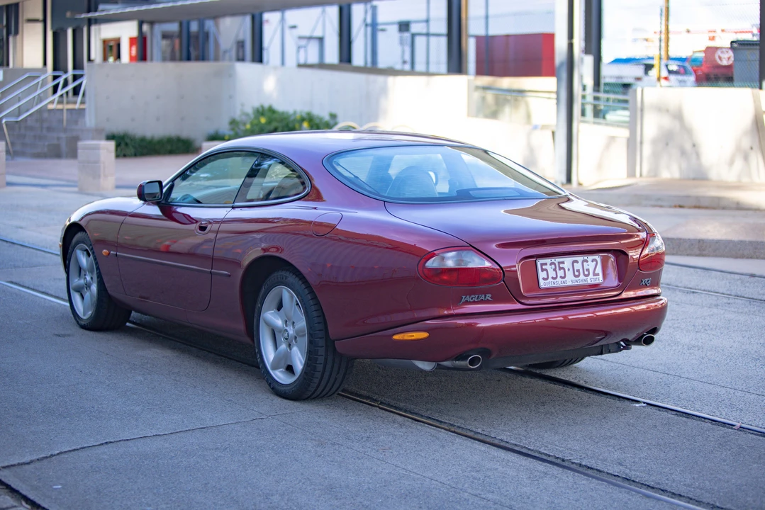 1996 Jaguar X100 XK8 - Image 12 of 31