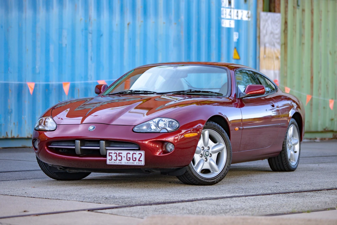 1996 Jaguar X100 XK8 - Image 2 of 31