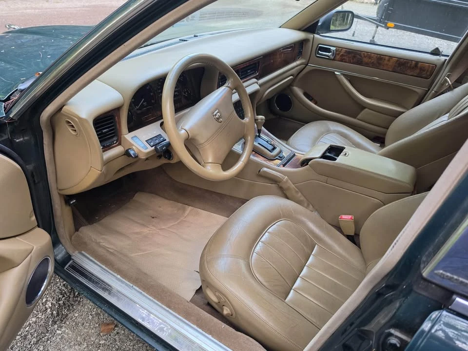 1996 Jaguar X300 XJ - Image 8 of 10