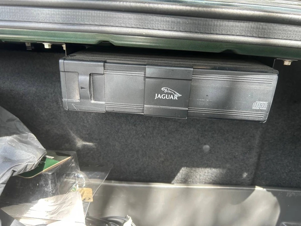 1996 Jaguar X300 XJ - Image 18 of 24