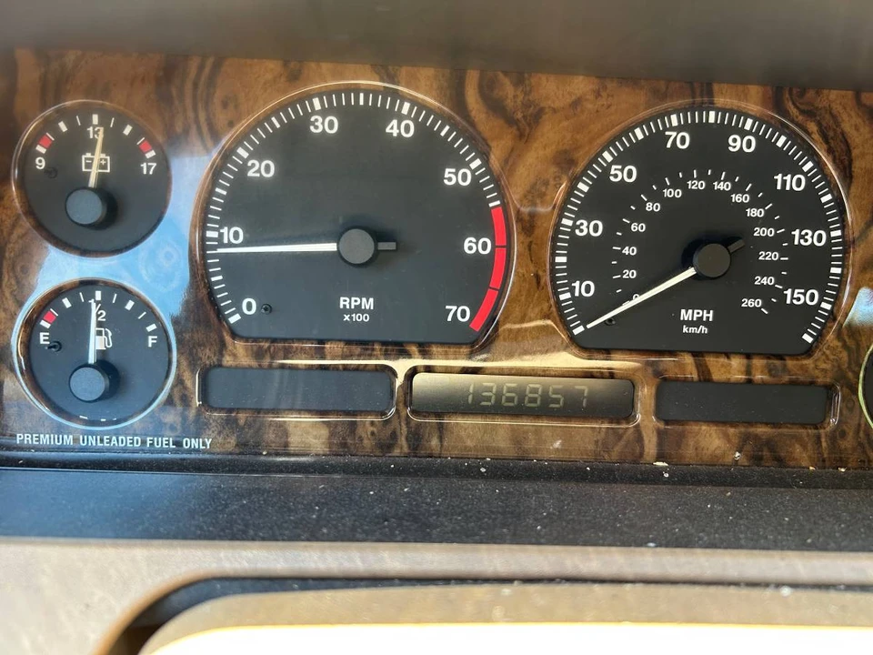 1996 Jaguar X300 XJ - Image 9 of 24