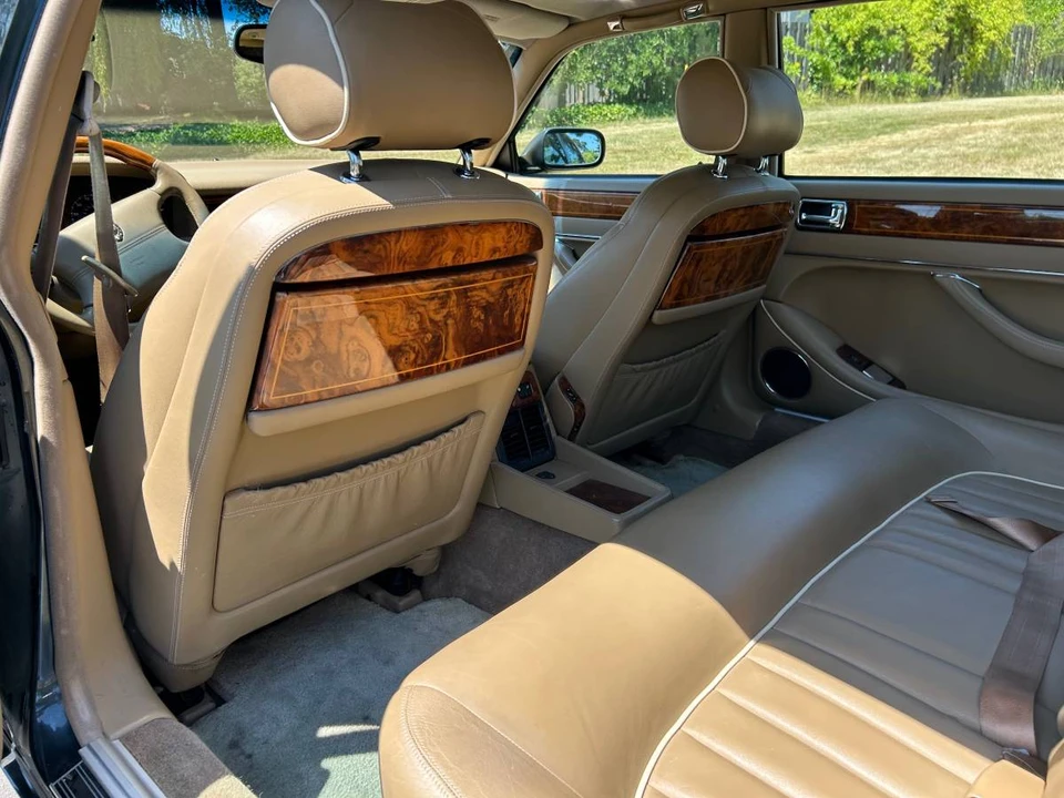 1996 Jaguar X300 XJ - Image 16 of 24