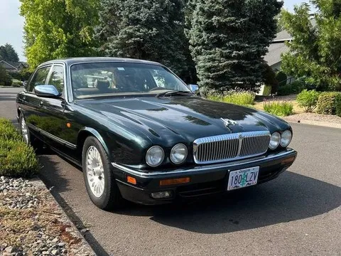 1996 Jaguar Vanden Plas