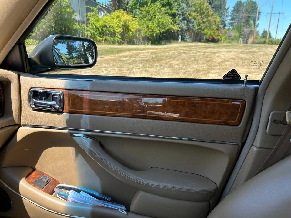 1996 Jaguar X300 XJ - Image 14 of 24