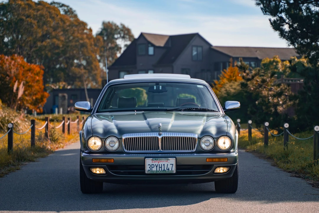 1996 Jaguar X300 XJ - Image 10 of 31