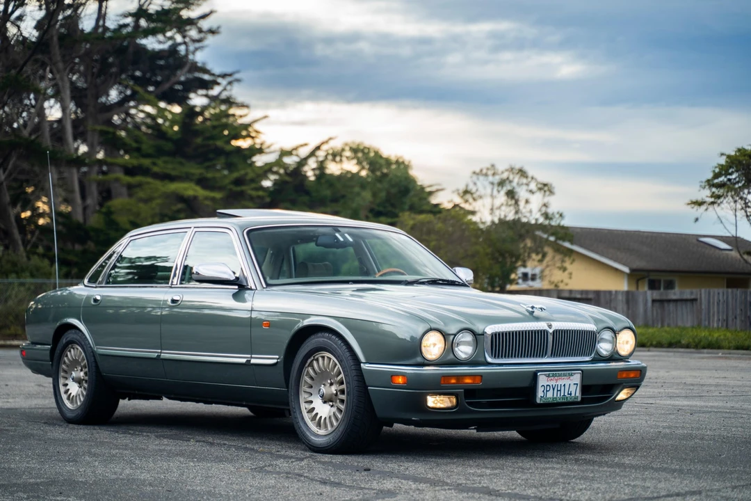 1996 Jaguar X300 XJ - Image 8 of 31