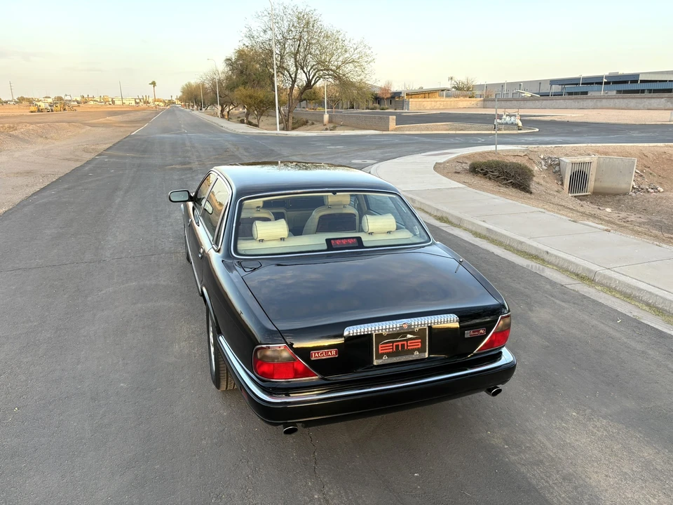 1996 Jaguar X300 XJ - Image 23 of 31