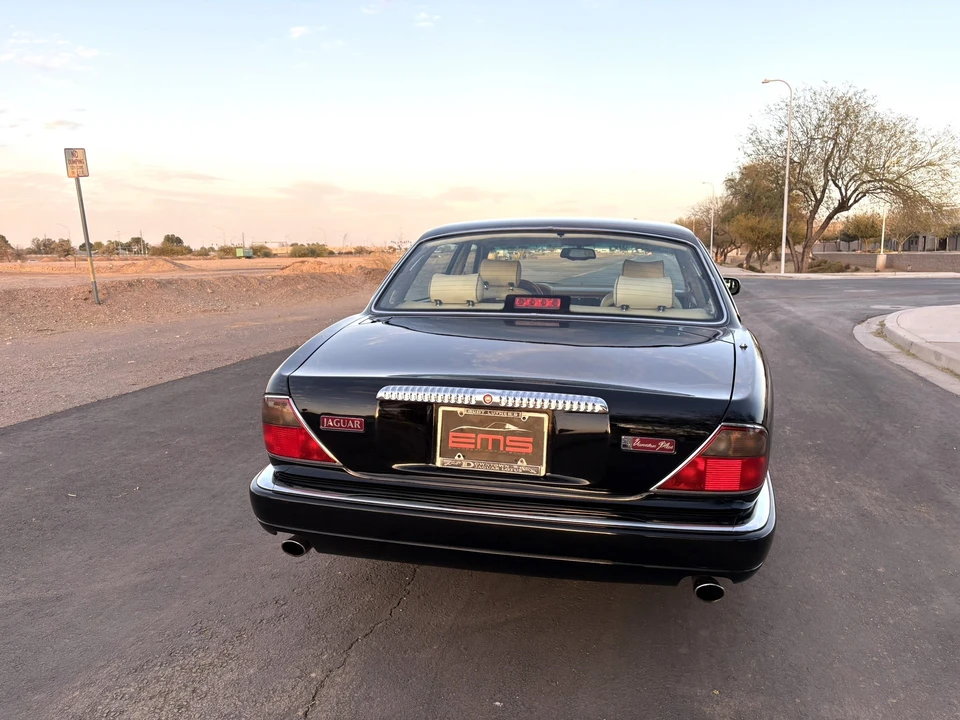 1996 Jaguar X300 XJ - Image 21 of 31