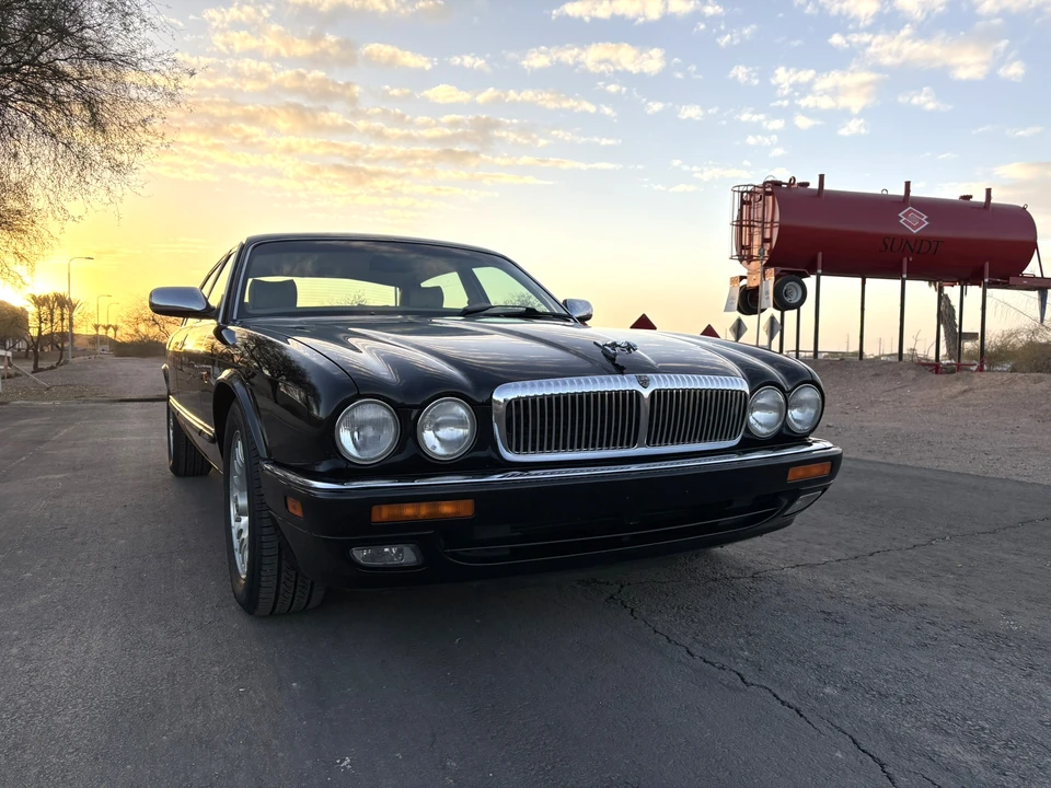 1996 Jaguar X300 XJ - Image 8 of 31