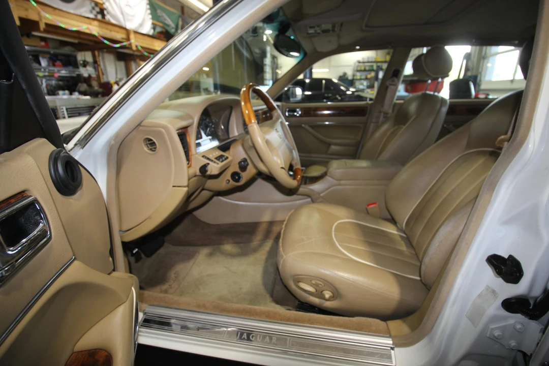 1996 Jaguar X300 XJ - Image 21 of 31