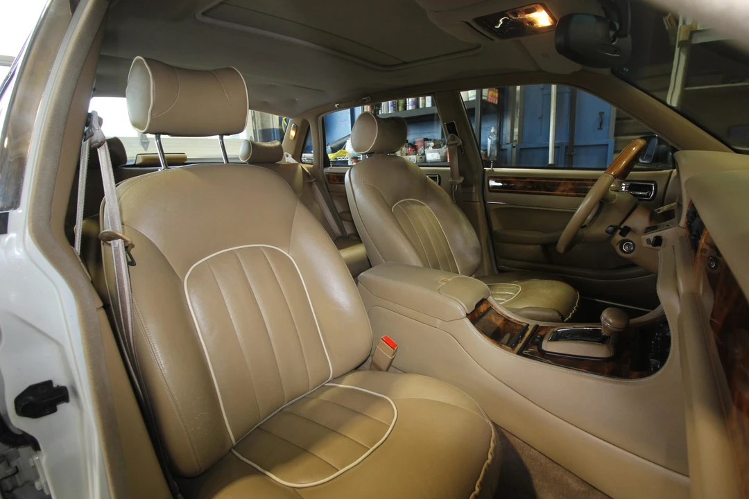 1996 Jaguar X300 XJ - Image 25 of 31