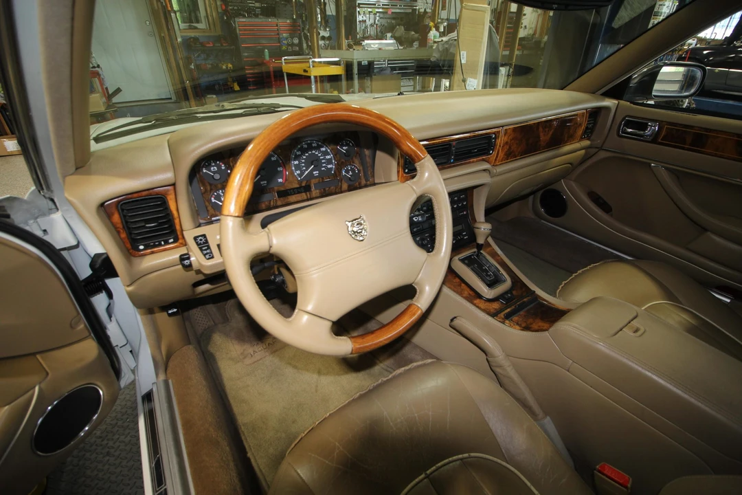 1996 Jaguar X300 XJ - Image 30 of 31