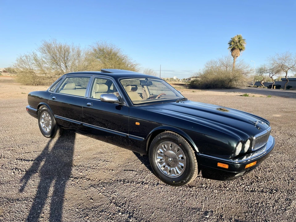 1996 Jaguar X300 XJ - Image 28 of 31