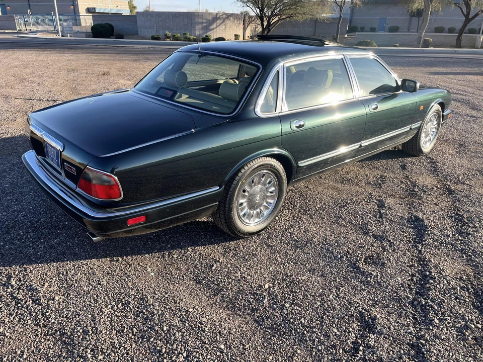 1996 Jaguar X300 XJ - Image 20 of 31