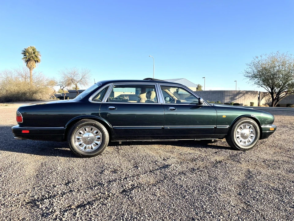 1996 Jaguar X300 XJ - Image 22 of 31