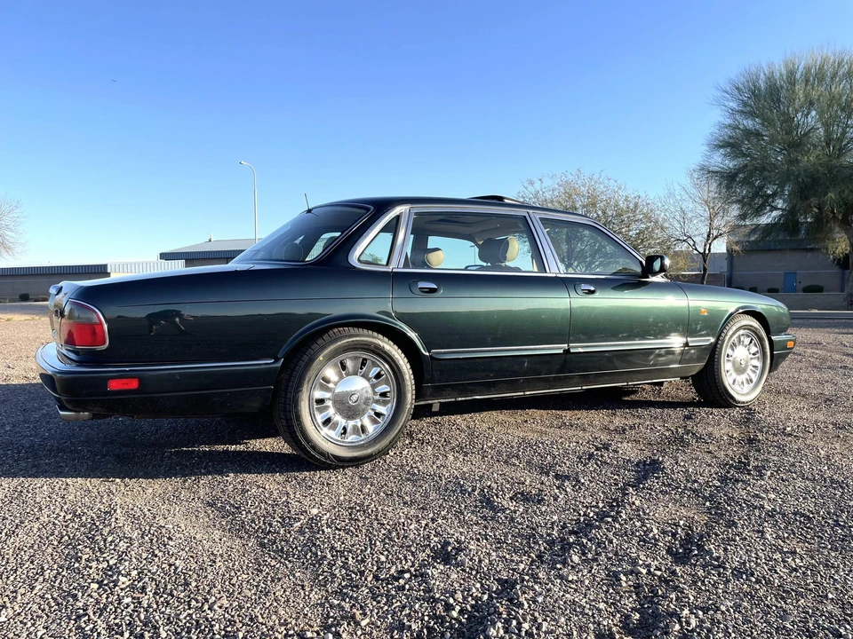 1996 Jaguar X300 XJ - Image 21 of 31
