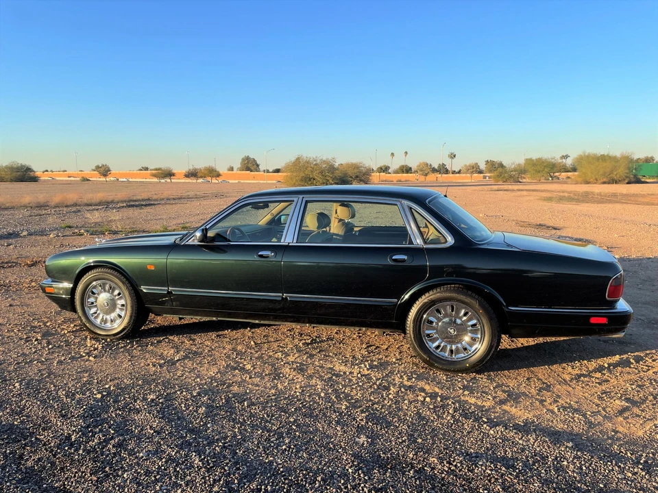 1996 Jaguar X300 XJ - Image 12 of 31