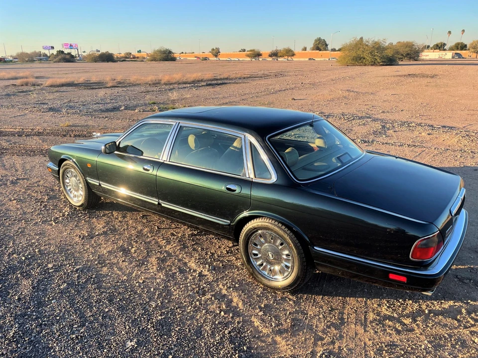 1996 Jaguar X300 XJ - Image 15 of 31