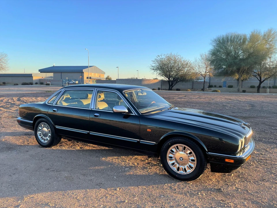 1996 Jaguar X300 XJ - Image 27 of 31