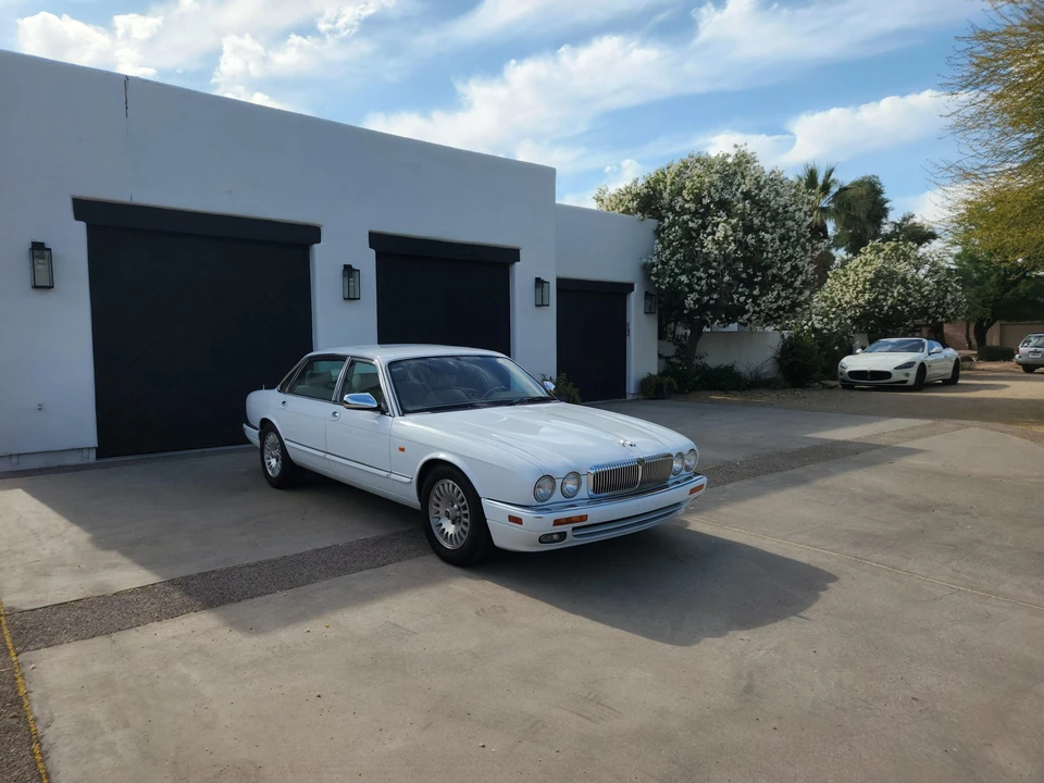 1996 Jaguar X300 XJ - Image 29 of 31