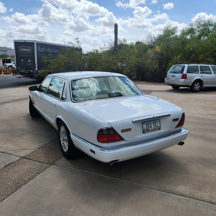 1996 Jaguar X300 XJ - Image 16 of 31