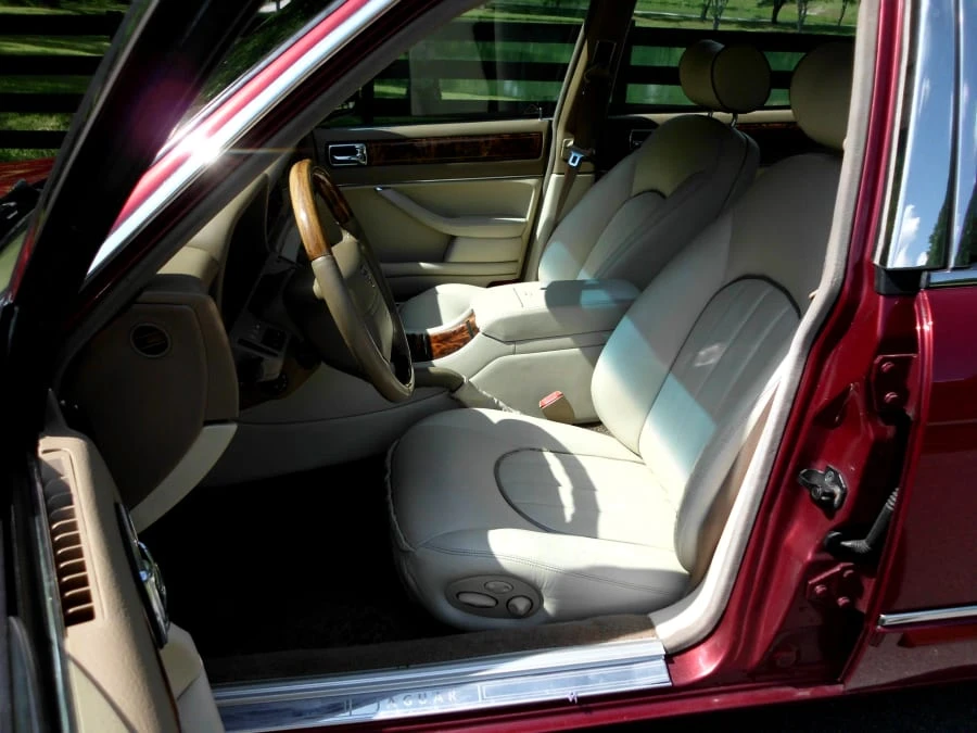 1996 Jaguar X300 XJ - Image 4 of 5