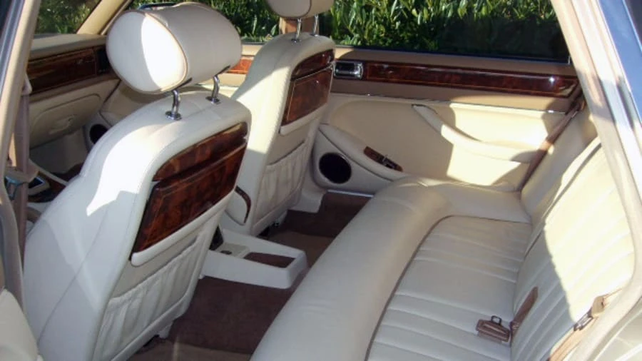 1996 Jaguar X300 XJ - Image 6 of 12